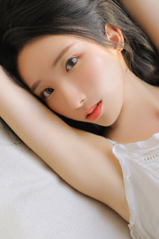 美女诱惑